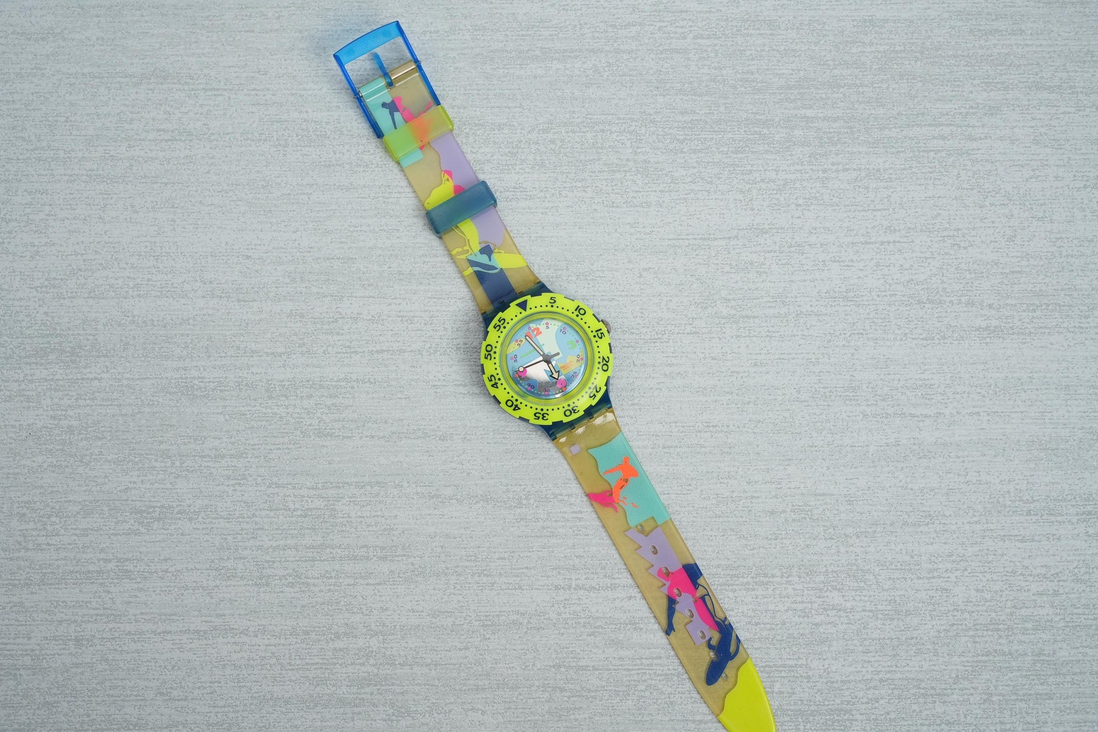 Swatch Scuba 200 "Over the Wave" SDN105 - Unseend