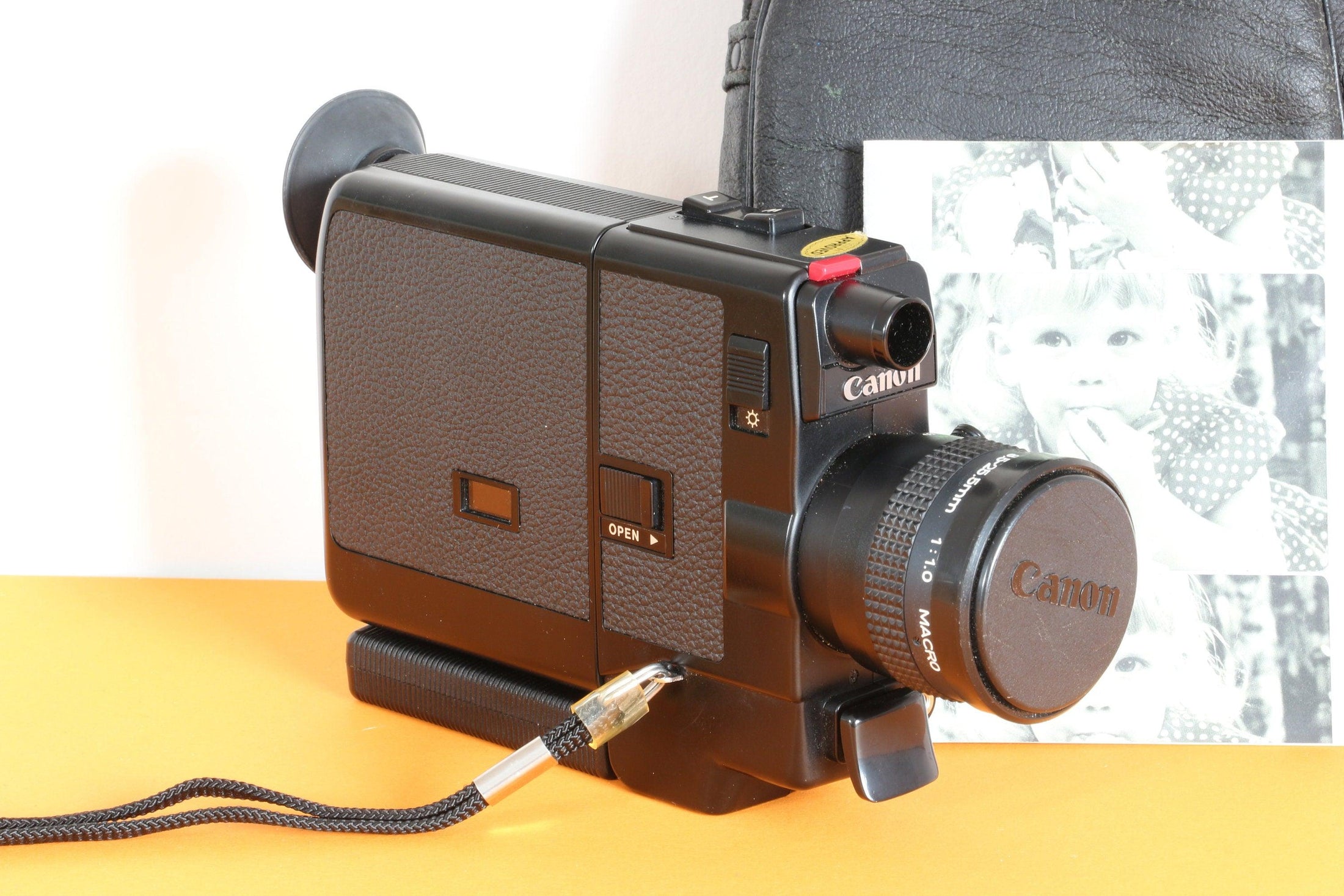 Vintage Canon 310 XL camera c - Unseend