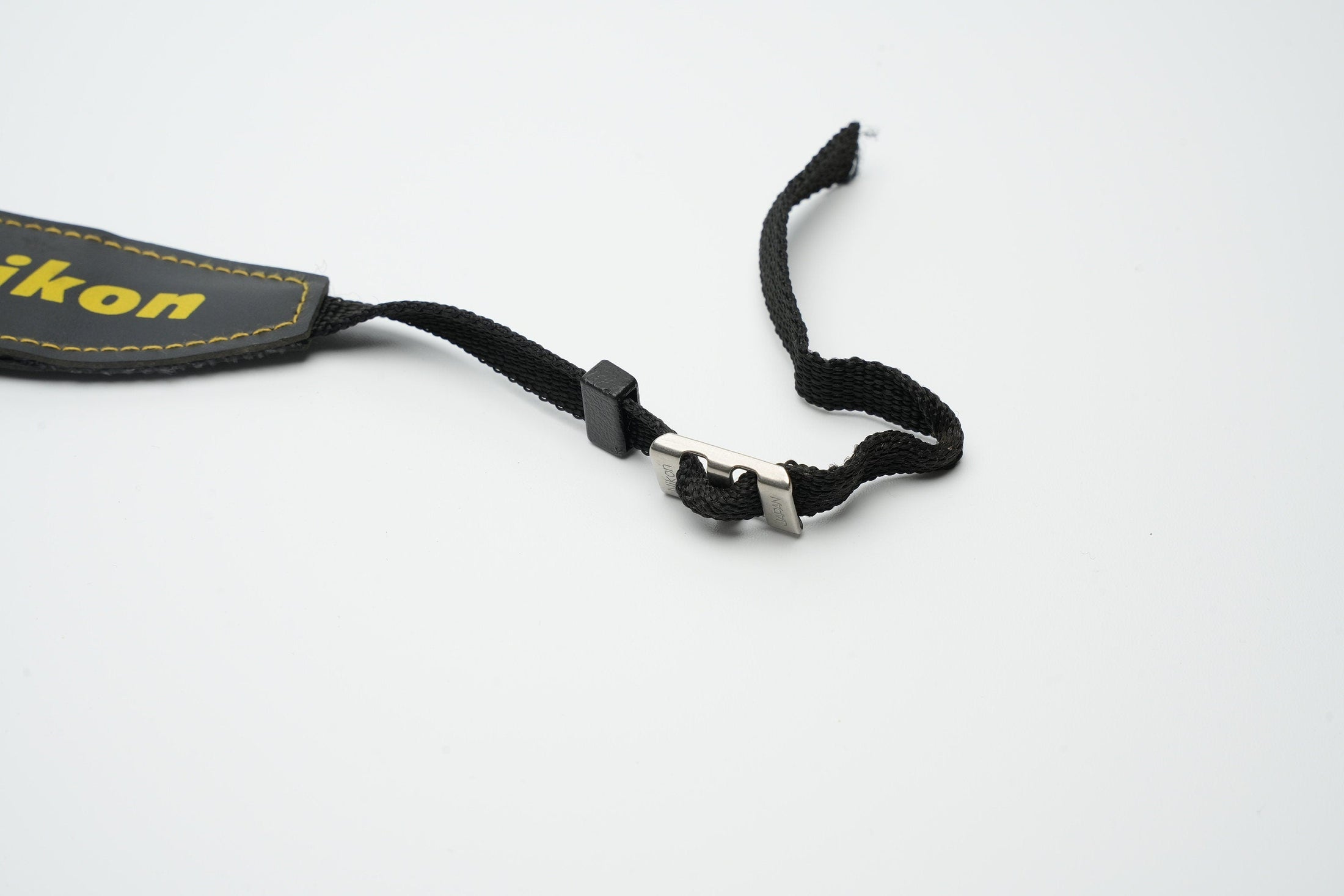 Nikon strap - Unseend