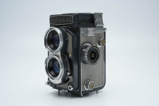 Yashica 44